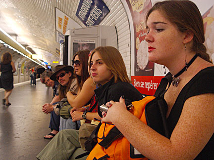 image bE2_594w.jpg